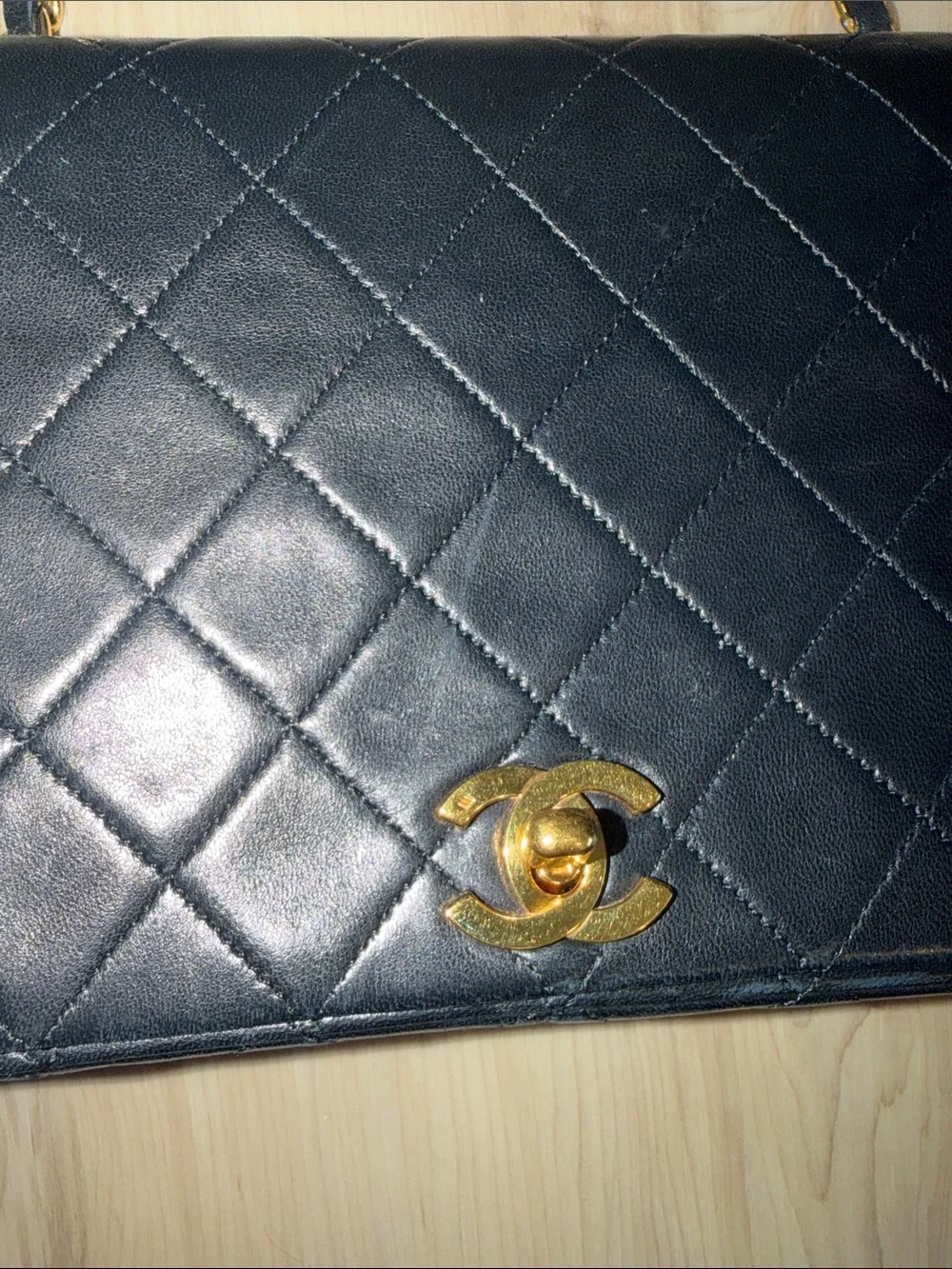 CHANEL Vintage Quilted Leather Shoulder Bag with Gold Chain and CC Turn-Lock